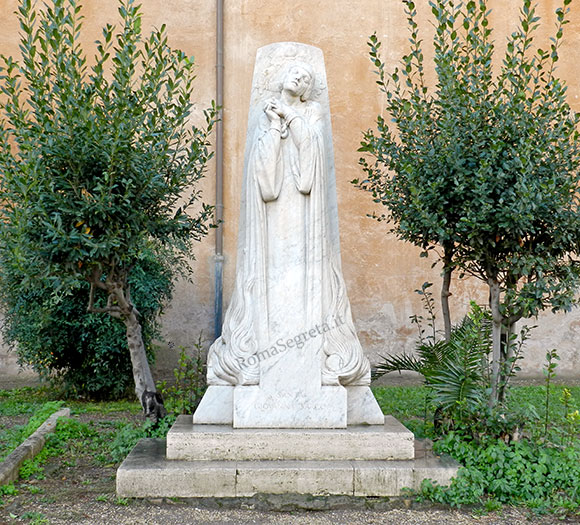statua di s.giovanna d'arco