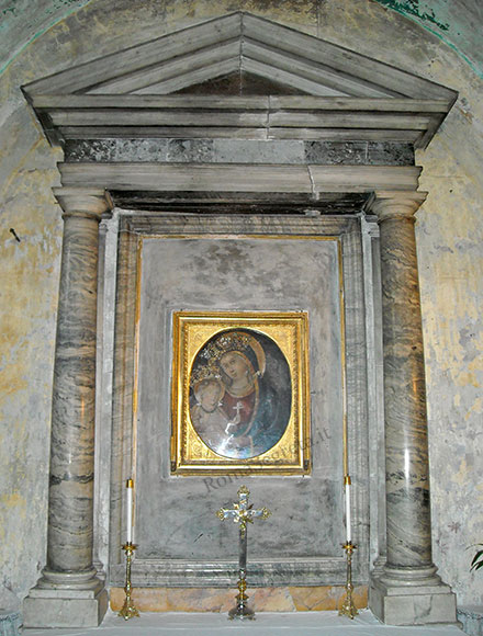 altare della vergine a san benedetto in piscinula