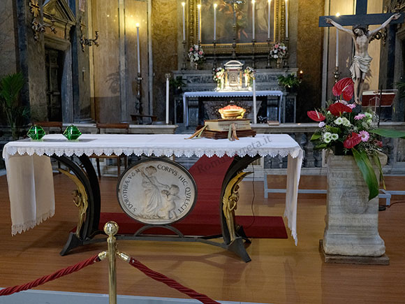 altare a santa dorotea