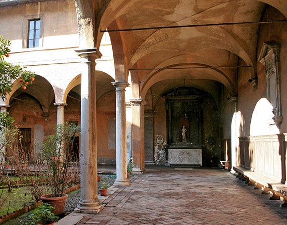 chiostro di s.giovanni decollato