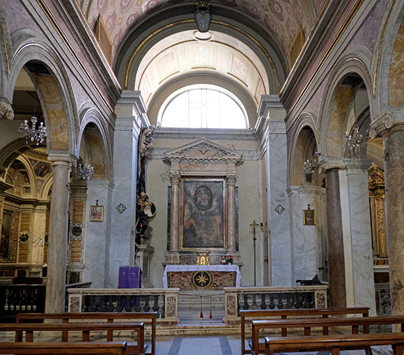 interno di s.maria in monterone