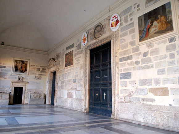 portico di santa maria in trastevere