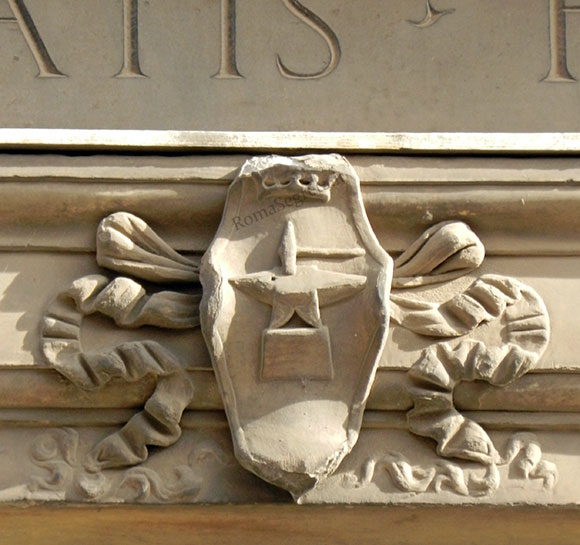 stemma dell'università dei ferrari