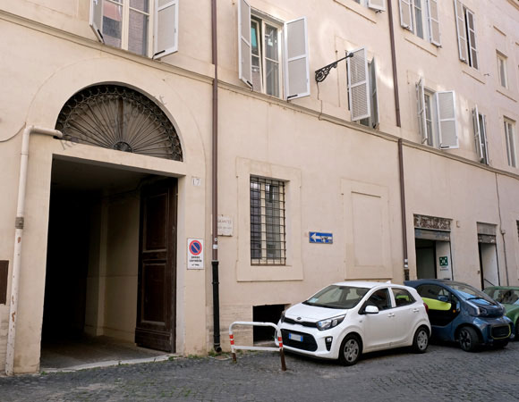 ospizio dei mendicanti a via delle zoccolette