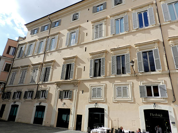 palazzo d'aste su piazza de' ricci