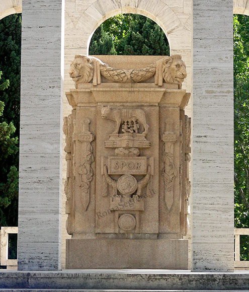 ara al monumento ai caduti per la causa di roma