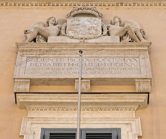 iscrizione e stemma di castiglia a via giulia