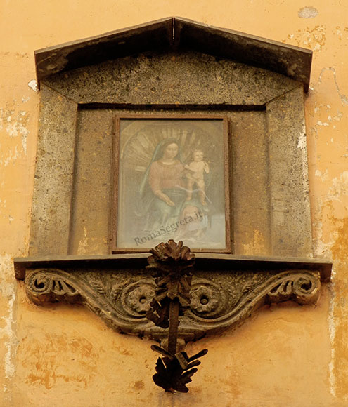 madonna addolorata a vicolo del bologna