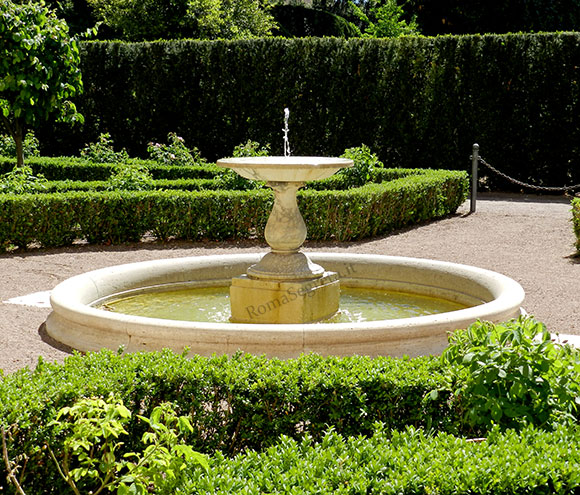 fontana di villa farnesina