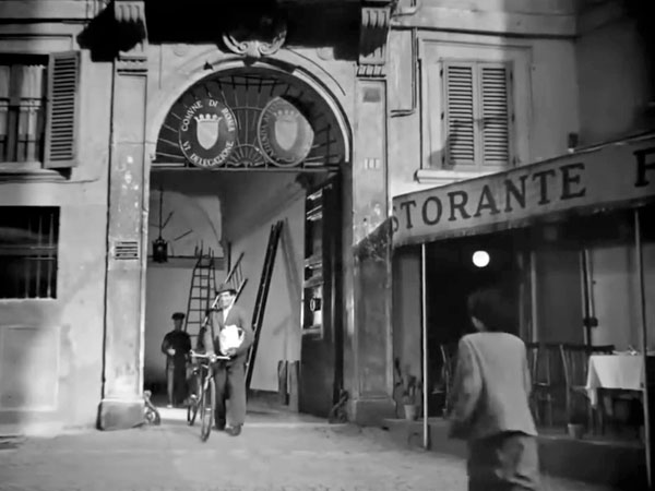 Vedi su Google Maps ufficio comunale a via dei montecatini