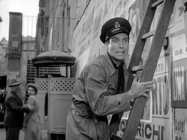 Vedi su Google Maps scena del furto a via francesco crispi