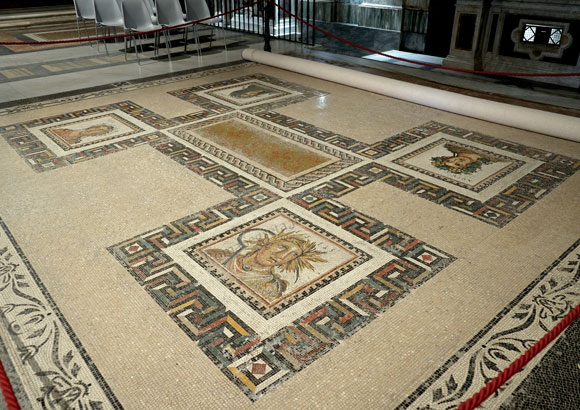 mosaico a s.paolo alle tre fontane