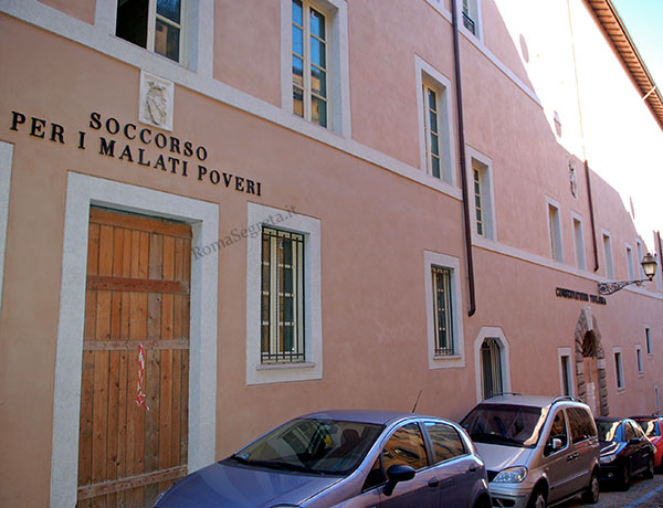 antica farmacia alla salita di s.onofrio