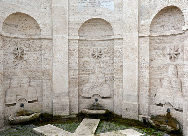 tre polle di acqua alla fontana dell'acqua acetosa