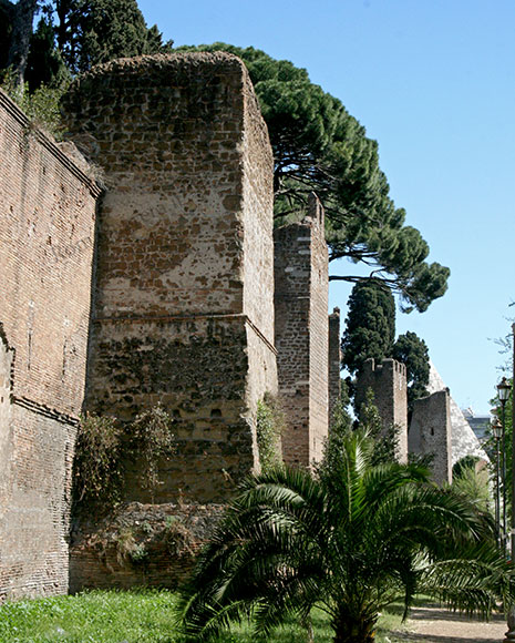mura aureliane a via del campo boario