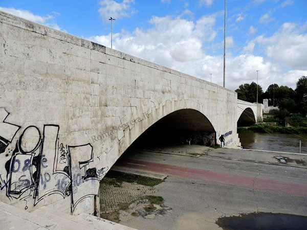 Vedi su Google Maps ponte duca d'aosta