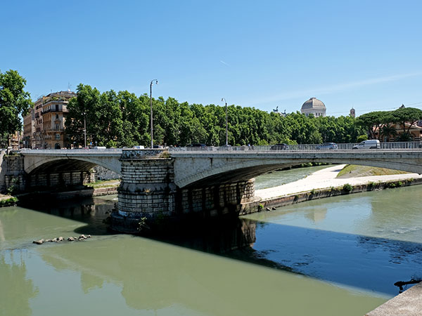 Vedi su Google Maps ponte garibaldi