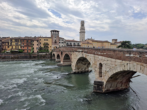 ponte pietra a verona