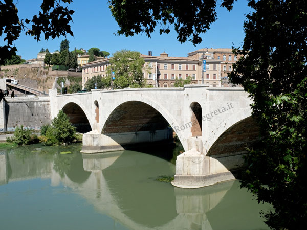 Vedi su Google Maps ponte principe amedeo