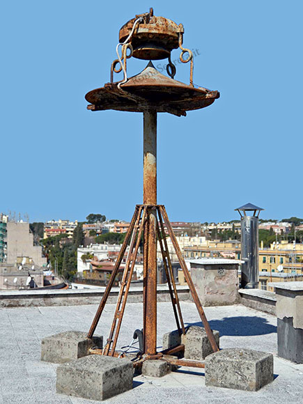 sirena in via di santa costanza