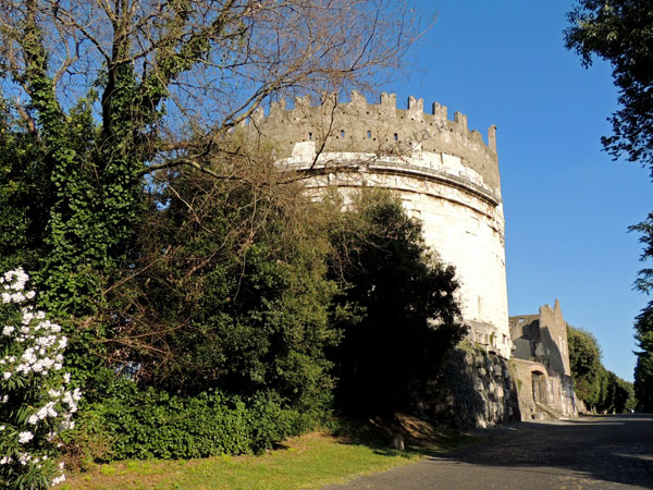 Vedi su Google Maps tomba di cecilia metella