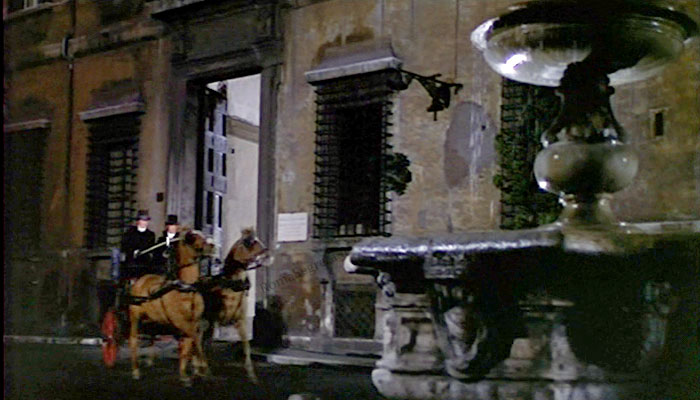 scena a piazza campitelli a la tosca