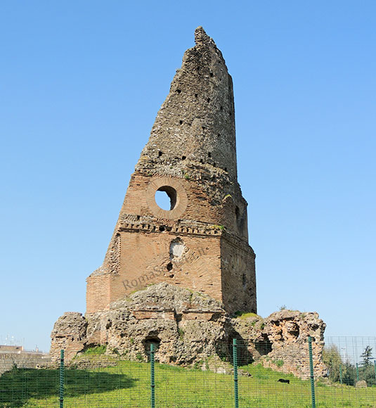 aula ottagonale di villa gordiani