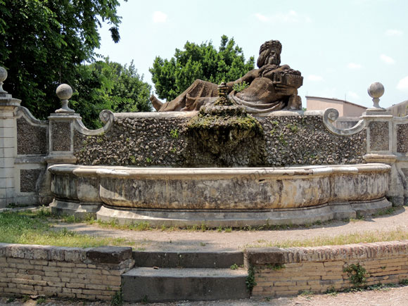 fontana del tevere a villa pamphilj