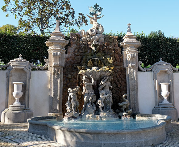 fontana dei fauni a villa sciarra