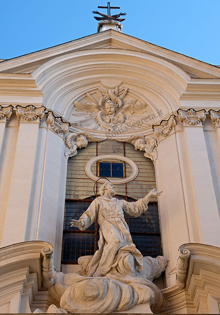 statua di san francesco a via dei cestari