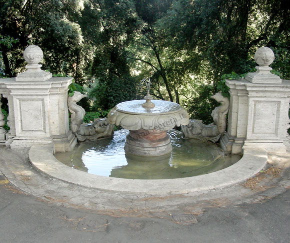 fontana dei delfini a villa borghese