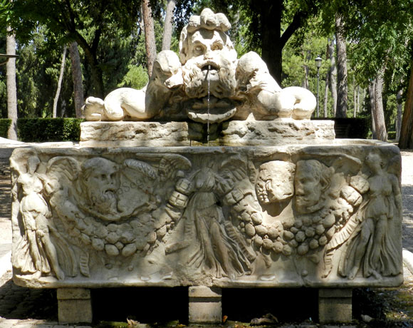 fontana delle vittorie alate a villa borghese
