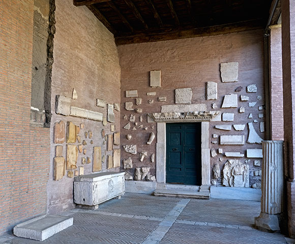 portico della chiesa di s.saba