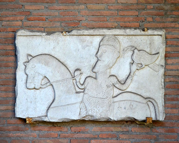 rilievo dell'VIII secolo nel portico della chiesa di s.saba