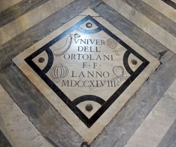 lapide dell'università dell'ortolani