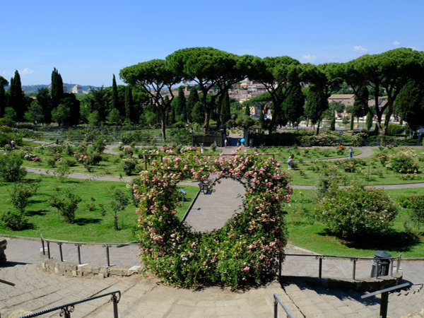 Vedi su Google Maps roseto comunale